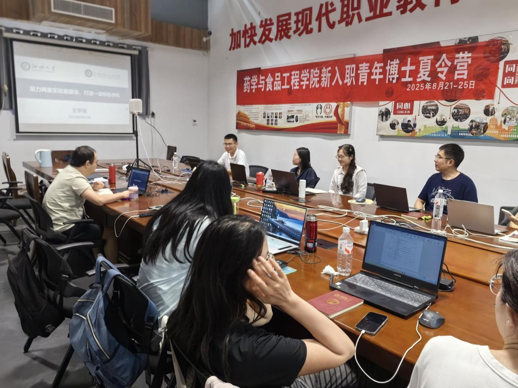 6224b31564bda09335c7b37583456f27